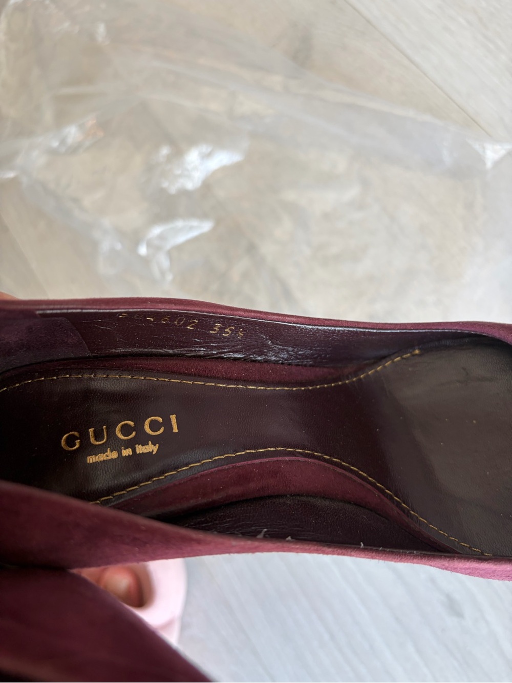 Gucci Burgundy Suede Pointed-Toe Pumps - Picture 2 of 3